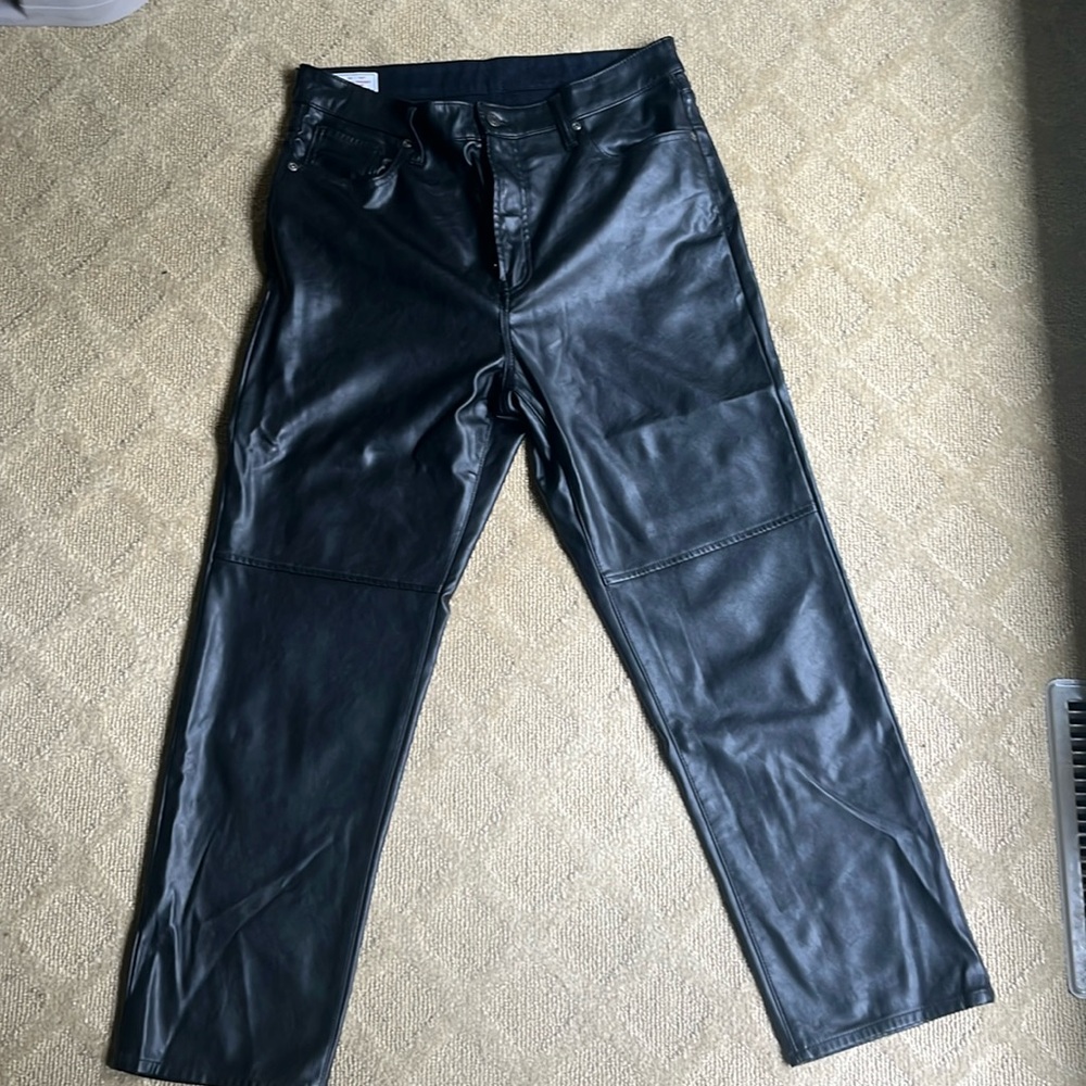 Gap Cheeky Straight Sky High Vegan Leather pants-Size 32/14 NWOT